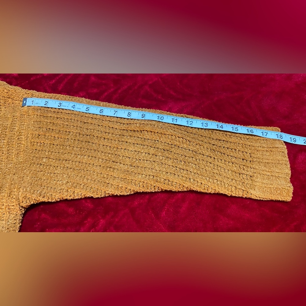 Medium Perfect Adorable Warm Cozy POCKETS Measurements in pics SOFT AMERICAN 🦅 - Picture 5 of 9